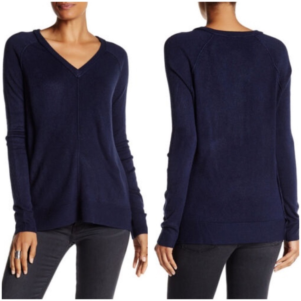 SWEET ROMEO V-Neck Navy Blue Lightweight Sweater Tunic Loose Fitting Top